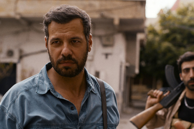 Le Quatrième mur : l’adaptation bouleversante du roman de Sorj Chalandon