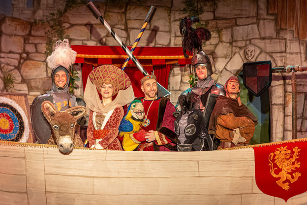 Chevaliers Princesse et Dragon : comédie familiale au Théâtre des Mathurins