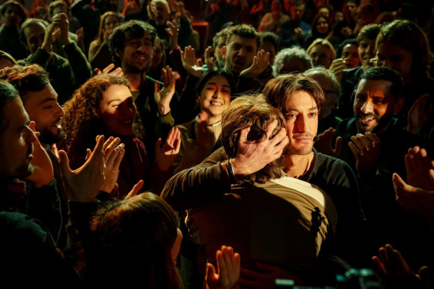 Gourou : Pierre Niney