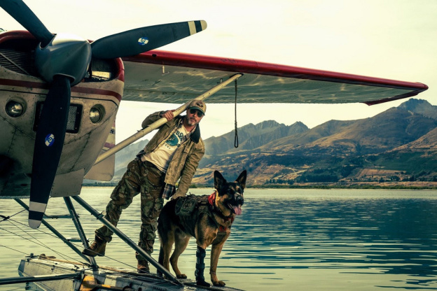 Heart of the Beast : Brad Pitt seul en Alaska avec son chien
