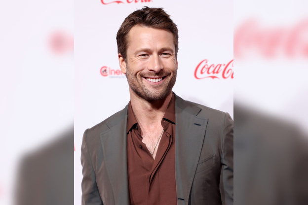 Glen Powell, interprète et coscénariste de Hit Man