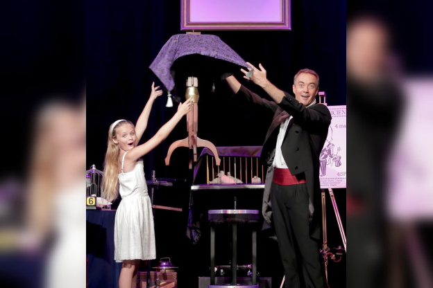 Tom le Magicien au Théâtre La Boussole 