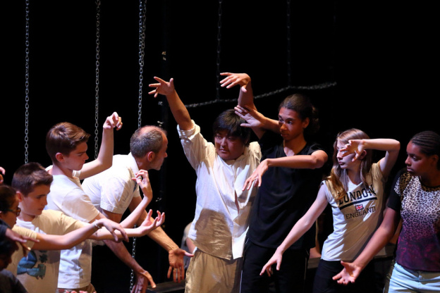 teliers ludo pédagogiques orchestrés par des enseignants autour des arts du spectacle et du film d'animation pendant les vacances d'hiver