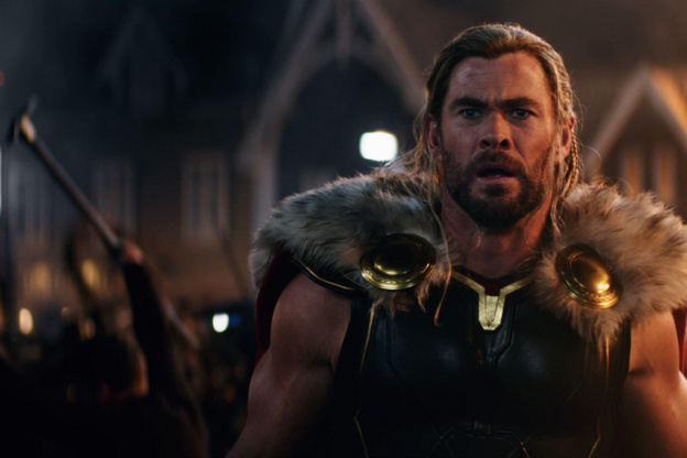 Luke Hemsworth, le grand frère de Chris joue un faux Thor dans Thor Love and Thunder