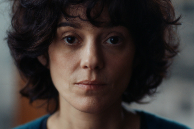 Little Girl Blue, docudrame de Mona Achache avec Marion Cotillard, explore les secrets de famille lors d'une séance spéciale à Cannes 2023.