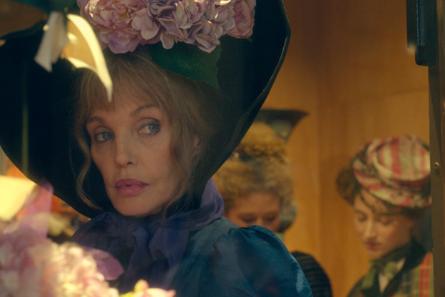 "Les secrets de la princesse de Cadignan" : Un film captivant avec Arielle Dombasle et Julie Depardieu