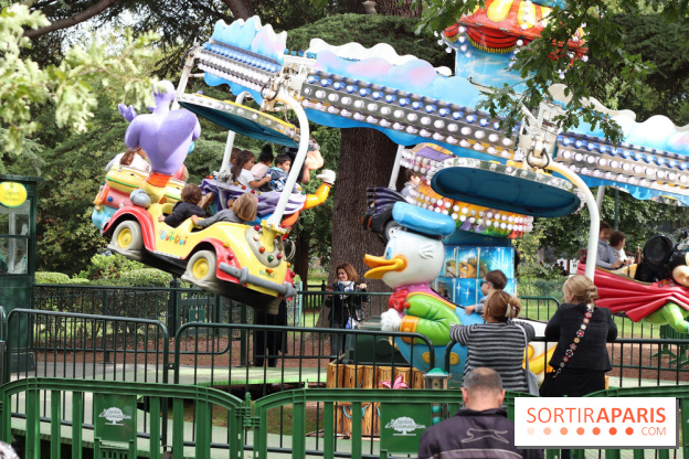 Le Village des Manèges provisoire du Jardin d'Acclimatation