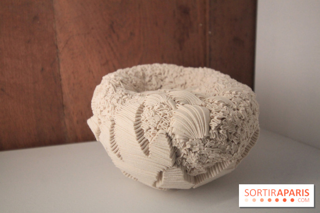 Un monde de plis à la chapelle Expiatoire