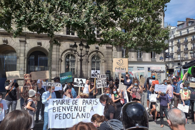 Paris : Christophe Girard, adjoint d'Hidalgo à la culture, démission 