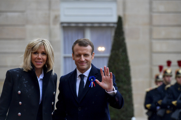 Coronavirus : Brigitte Macron cas contact, elle va s'isoler pendant 7 jours 
