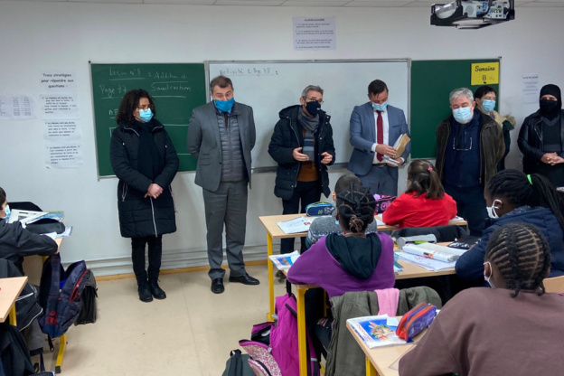 Rentrée en Seine-Saint-Denis : l'exécutif doit "assurer les remplacements" estime Stéphane Troussel 