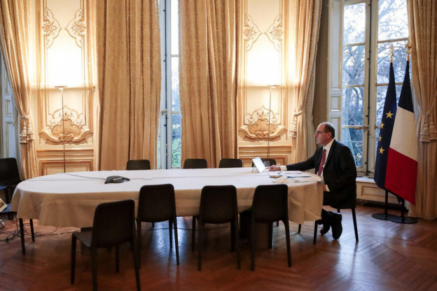 Reconfinement pendant les vacances scolaires ? Jean Castex reste prudent