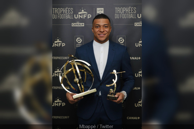 Psg Kylian Mbappé élu Meilleur Joueur De La Saison En Ligue 1 Trophée Unfp 2262