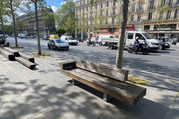 La mairie de Paris rétropédale sur le mobilier urbain, en réponse au mouvement #saccageParis