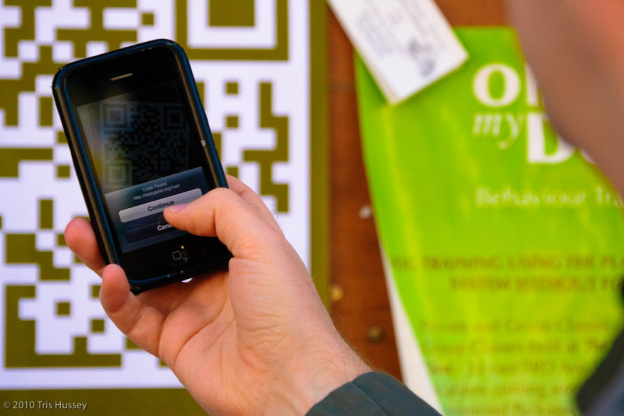 Pass sanitaire : le gouvernement veut prolonger les mesures pour "ne pas désarmer le pays"