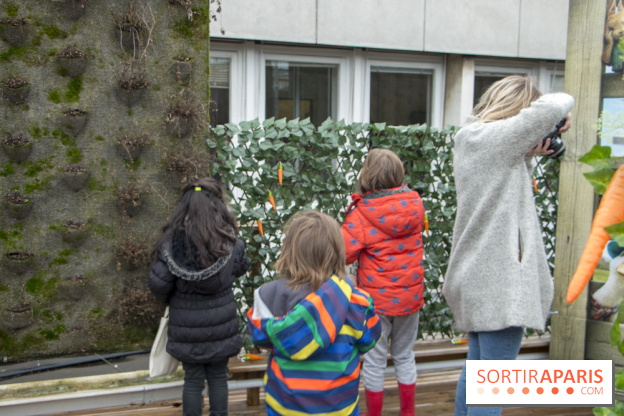 Chasse aux oeufs de Pâques Pierre Lapin au BHV Marais : les photos