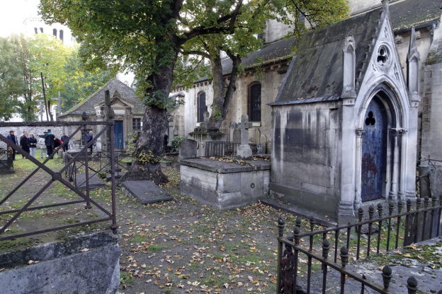 Le plus petit cimetière de Paris