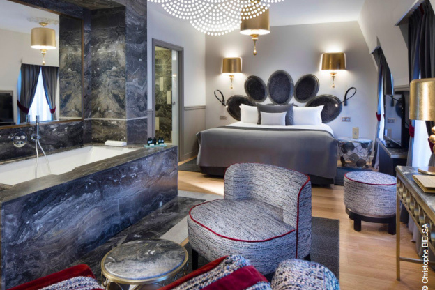 L'Hôtel 4 étoiles Lumen Paris Louvre inaugure sa nouvelle suite balnéo