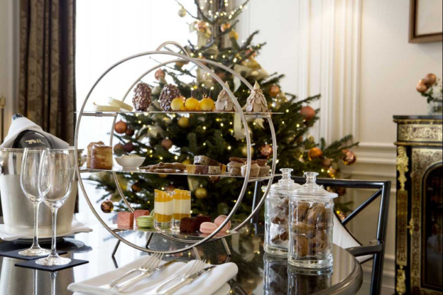 Le tea time de Noël 2018 de La Réserve Paris - Hotel & Spa