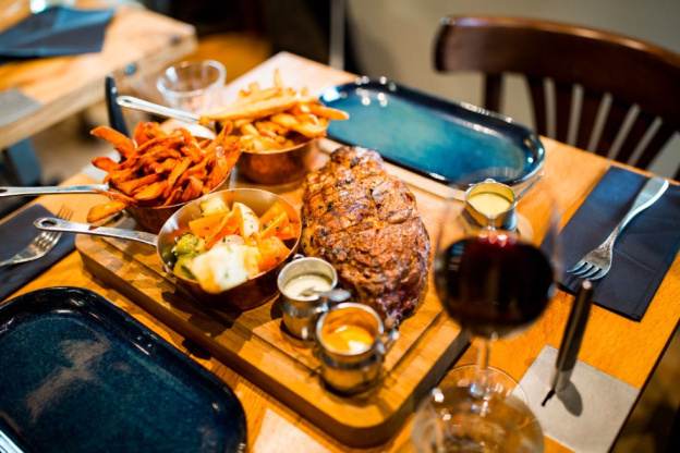 Les Fines Lames, restaurant de viandes du 18e arrondissement