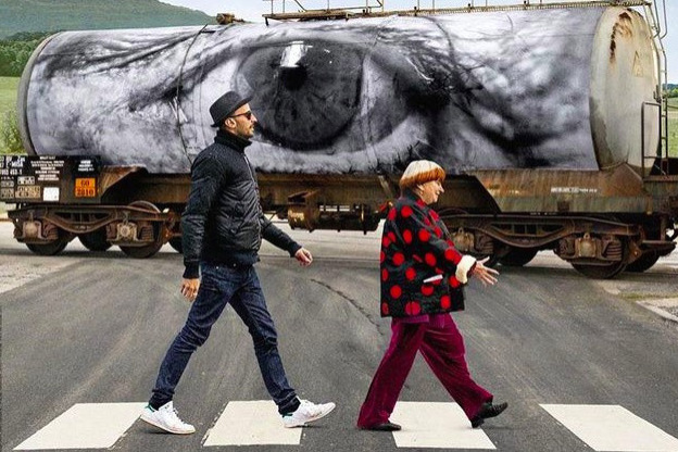 Projection de 'Visages Villages' d’Agnès Varda et JR dans les jardins du Château d'Auvers