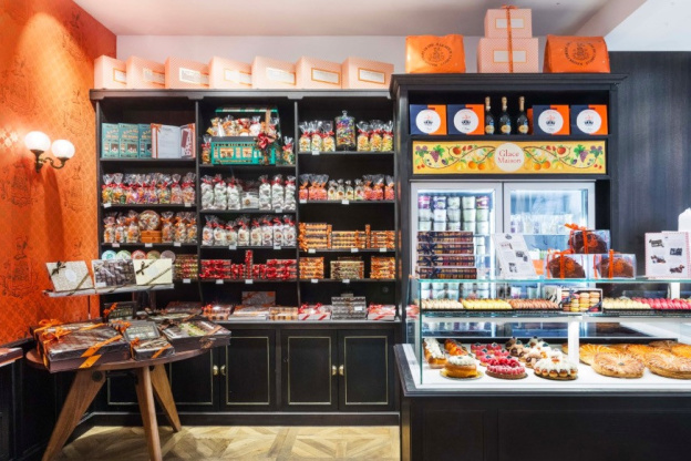 A la Mère de Famille et Stohrer ouvrent deux nouvelles boutiques ensemble