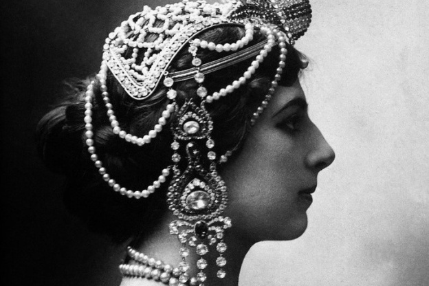 Éphéméride du 15 octobre à Paris : L'exécution de Mata Hari au Bois de Vincennes