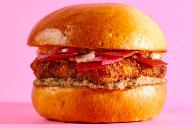 Burgal, le burger végétal d'Alain Ducasse à emporter à Bastille