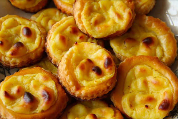 La Fête de la Niflette 2022 à Provins : Dégustation de pâtisseries et animations pour les familles