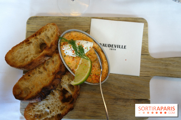 Le Vaudeville à Paris : cuisine traditionnelle et fruits de mer pour la brasserie centenaire