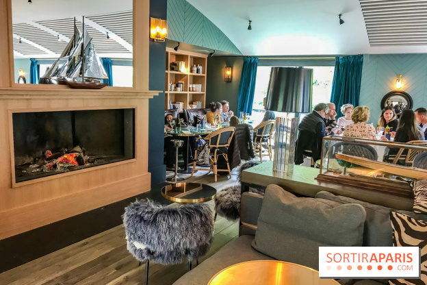 Le River Café, la péniche terrasse-restaurant se renouvelle