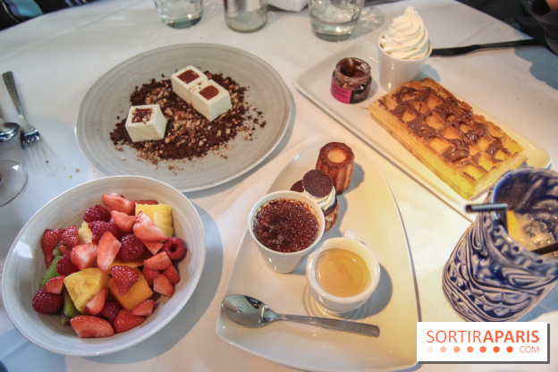 Le River Café, la péniche terrasse-restaurant se renouvelle