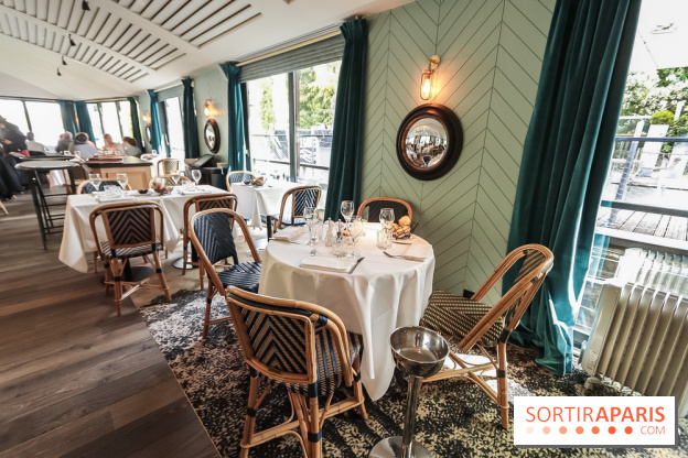 Le River Café, la péniche terrasse-restaurant se renouvelle