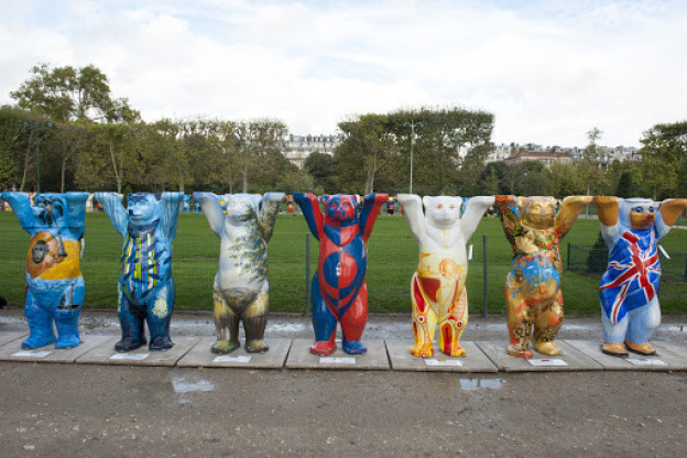 Les oursons géant du Champs de Mars à Paris - , Les United Buddy Bears à Paris