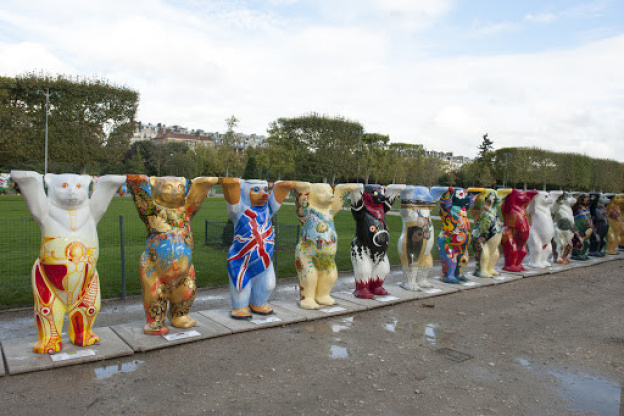 Les oursons géant du Champs de Mars à Paris - , Les United Buddy Bears à Paris