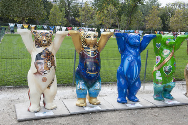 Les oursons géant du Champs de Mars à Paris - , Les United Buddy Bears à Paris
