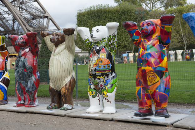 Les oursons géant du Champs de Mars à Paris - , Les United Buddy Bears à Paris