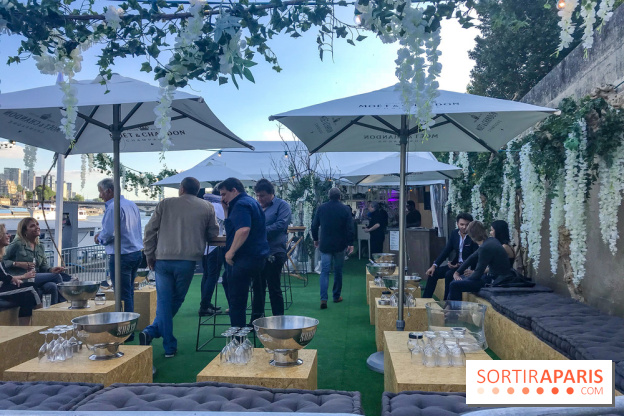 La Guinguette Sohso face à la Tour Eiffel