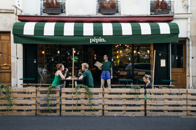 Pépin le nouveau restaurant à vins du 18ème