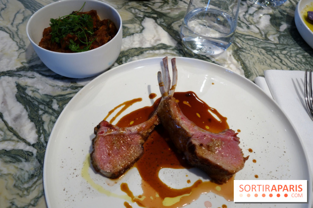 Zebra par Alexandre Giesbert et Julien Ross dans le 16e à Paris