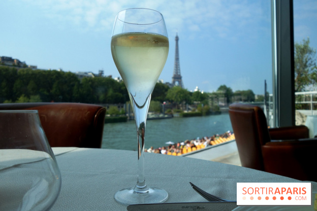 Brunch et croisière offerte sur La Seine avec les Bateaux Mouches