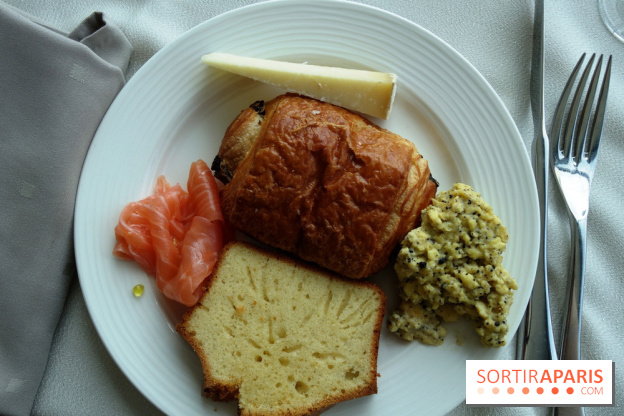 Brunch et croisière offerte sur La Seine avec les Bateaux Mouches