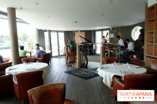 Brunch et croisière offerte sur La Seine avec les Bateaux Mouches