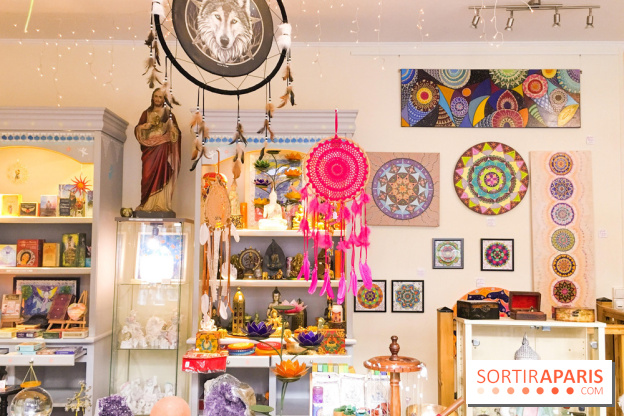 Arc en Ciel : la boutique et galerie d'art ésotérique du 11ème