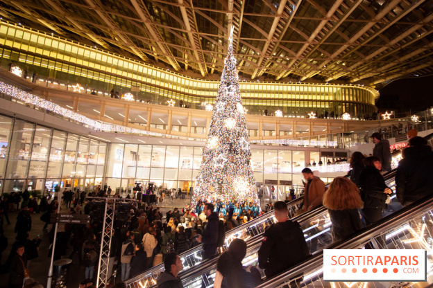 Illuminations de Noël 2018 au Forum des Halles avec Bérangère Krief