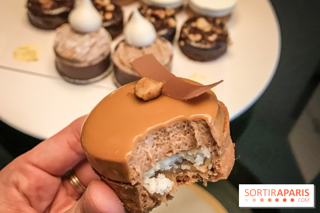 Tea-time Hotel Duo by Kevin Lacote