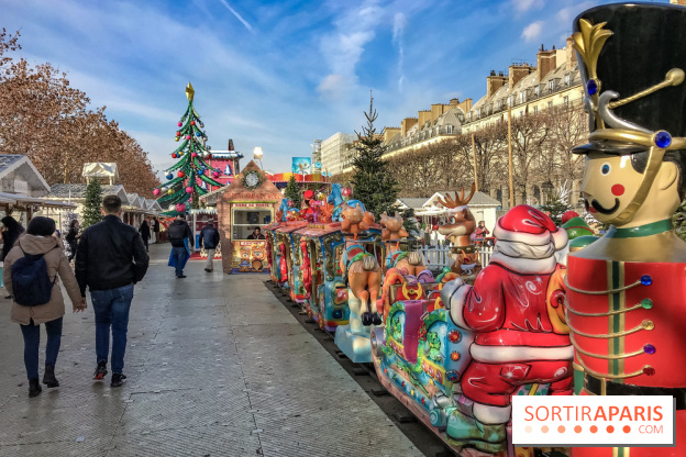 Le Marché de Noël des Tuileries à Paris, manèges