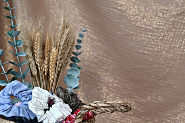 Papa Pique et Maman Coud