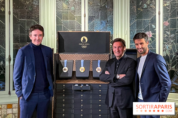 Louis Vuitton façonne les Malles des Médailles et Torches des Jeux Olympiques & Paralympiques 2024