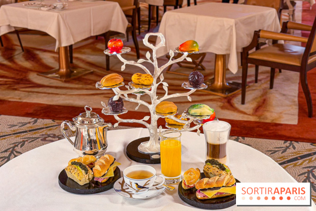 Tea Time de Cedric Grolet au Meurice : pâtisseries trompe l'œil et salé revisité - notre avis